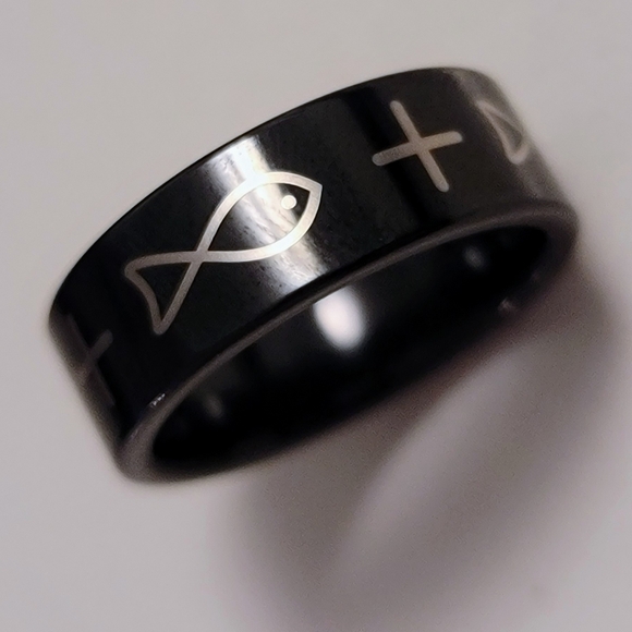 Tungsten Carbide Fish and Cross Ring - Picture 2 of 3